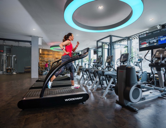 Fitnessstudio Sachsenhausen PRIME TIME fitness Woodway