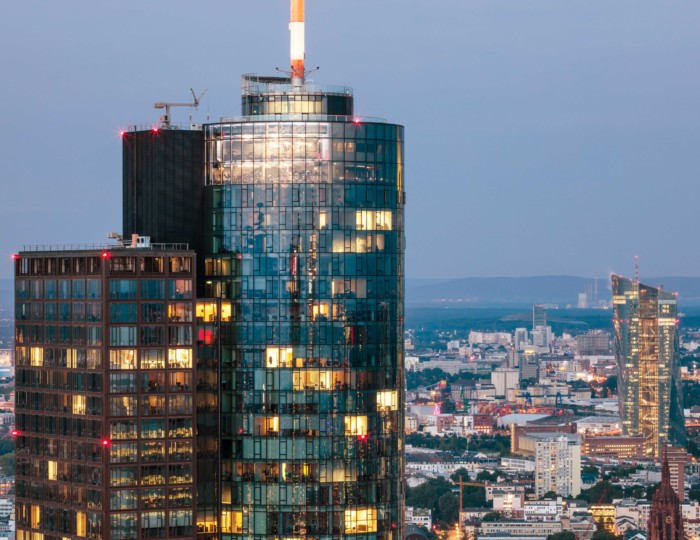 Frankfurt Main Tower Fitnessstudio